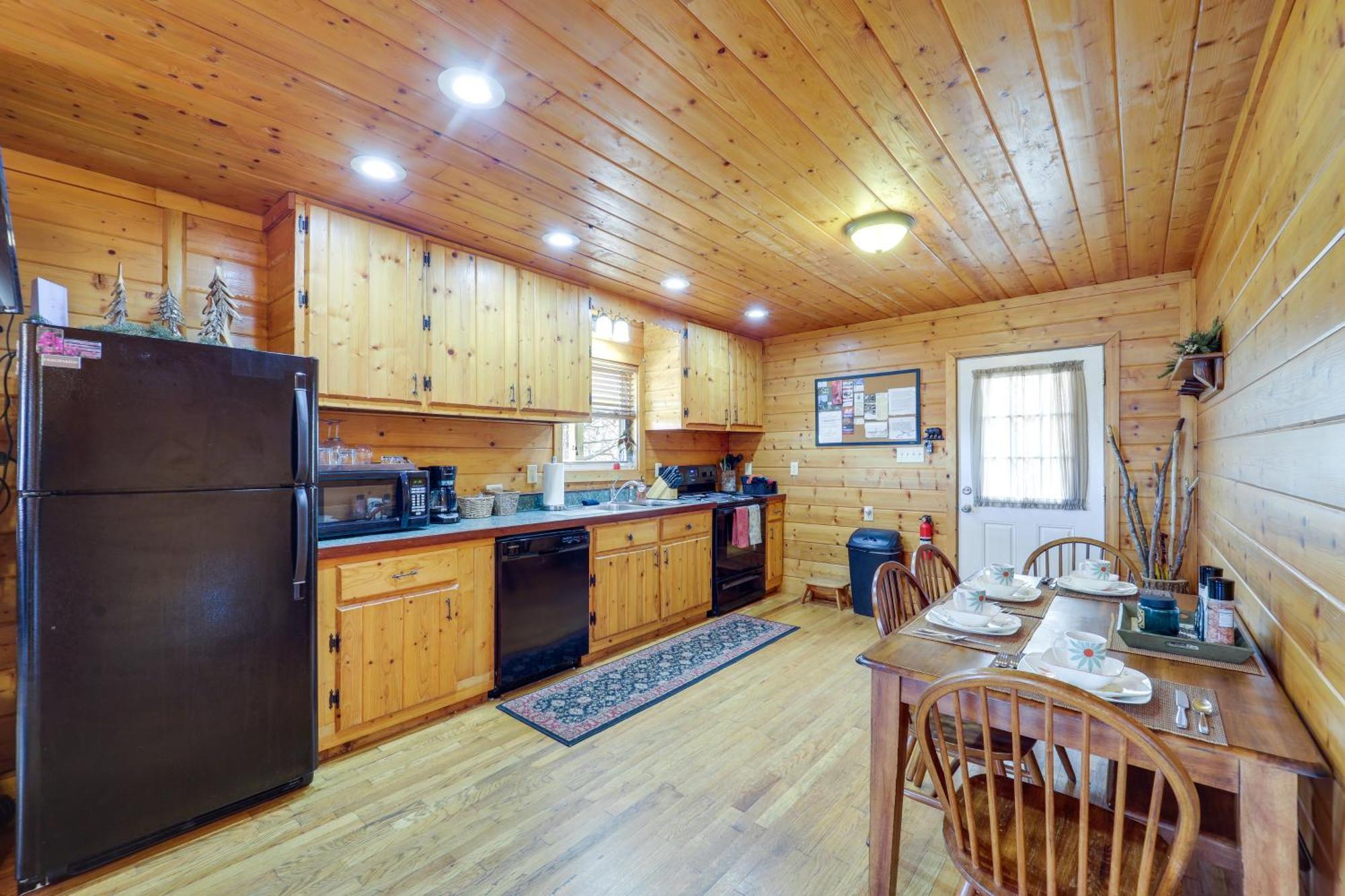 Secluded Lenoir Cabin 4 Mi To Dtwn Blowing Rock Eksteriør billede